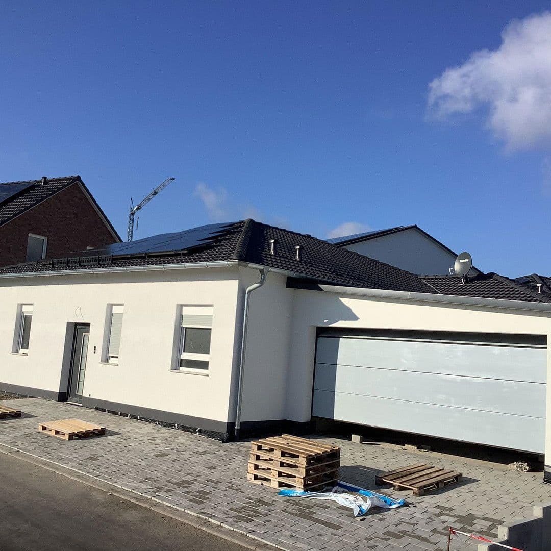 Predaj domu 147 m², pozemek 490 m², Buchen (Odenwald), Bádensko-Wurttembersko Predaj domu 147 m², pozemek 490 m², Buchen (Odenwald), Bádensko-Wurttembersko