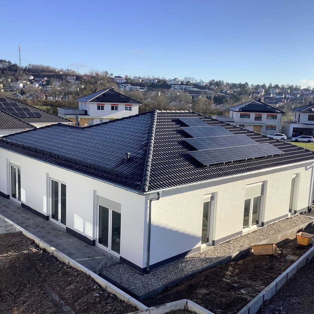 Predaj domu 147 m², pozemek 490 m², Buchen (Odenwald), Bádensko-Wurttembersko Predaj domu 147 m², pozemek 490 m², Buchen (Odenwald), Bádensko-Wurttembersko