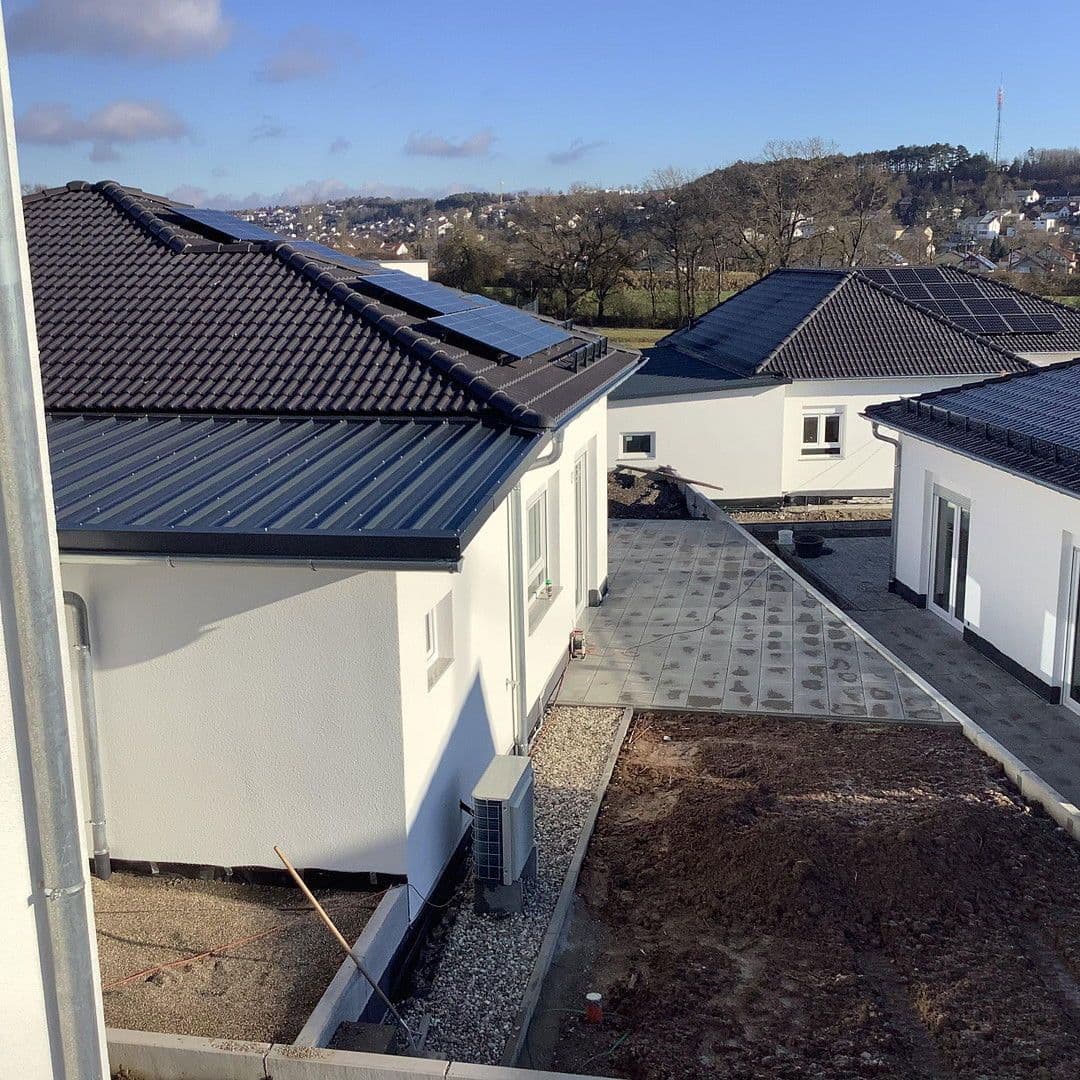 Predaj domu 147 m², pozemek 490 m², Buchen (Odenwald), Bádensko-Wurttembersko Predaj domu 147 m², pozemek 490 m², Buchen (Odenwald), Bádensko-Wurttembersko