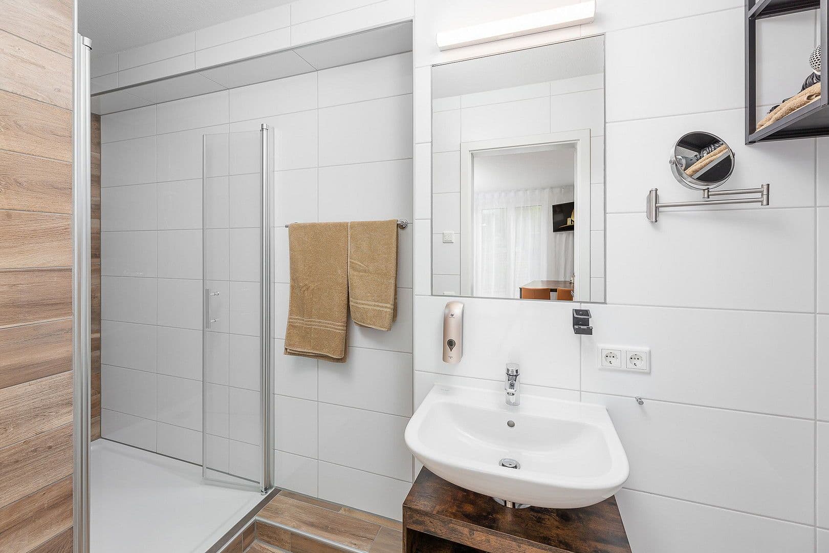 Prenájom bytu 1-izbový 24 m², Ezanvillestr. 14, Heidelberg, Bádensko-Wurttembersko Prenájom bytu 1-izbový 24 m², Ezanvillestr. 14, Heidelberg, Bádensko-Wurttembersko