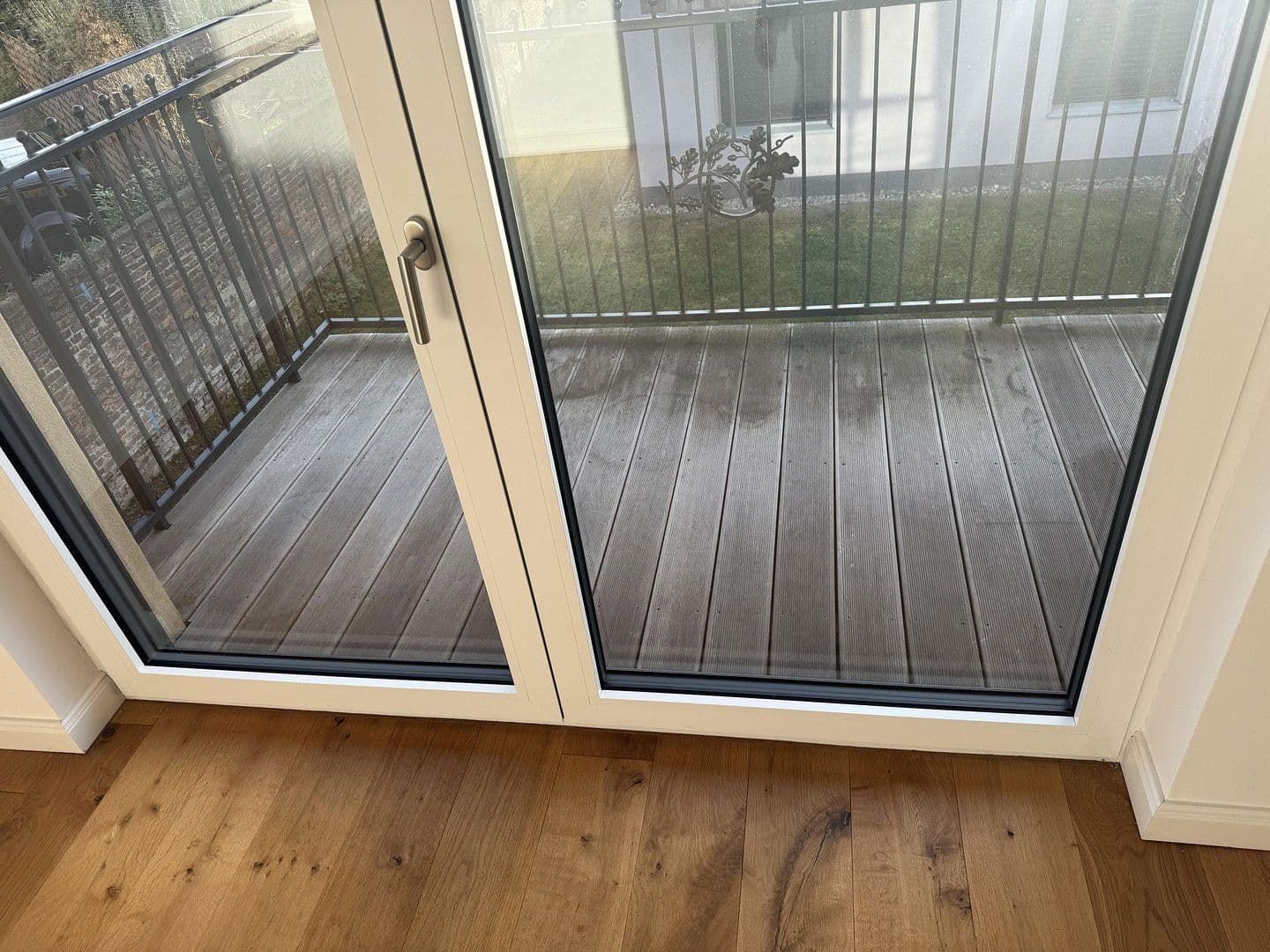 Prenájom bytu 4-izbový 89 m², Berlin, Berlín Prenájom bytu 4-izbový 89 m², Berlin, Berlín