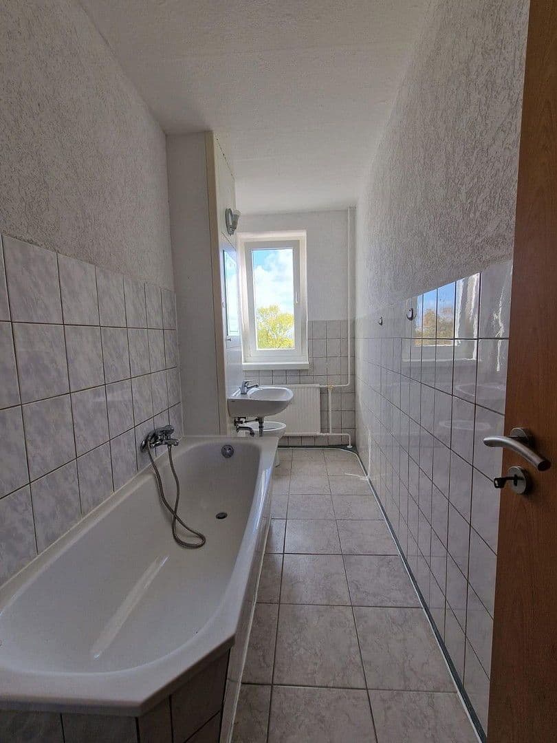 Prenájom bytu 3-izbový 67 m², Puschkinstr. 2, Halberstadt, Sasko-Anhaltsko Prenájom bytu 3-izbový 67 m², Puschkinstr. 2, Halberstadt, Sasko-Anhaltsko