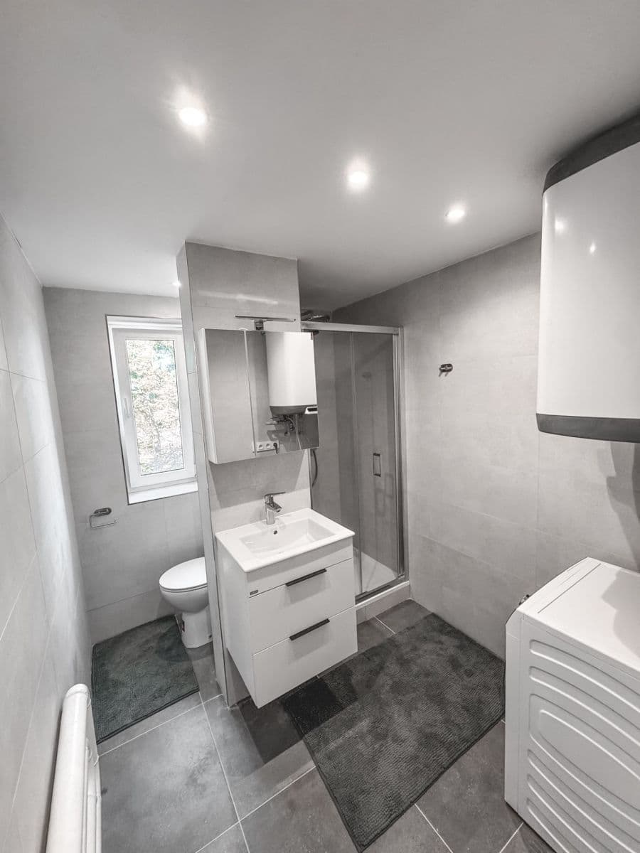 Prenájom bytu 3-izbový 59 m², 5. května, Kladno, Středočeský kraj Prenájom bytu 3-izbový 59 m², 5. května, Kladno, Středočeský kraj