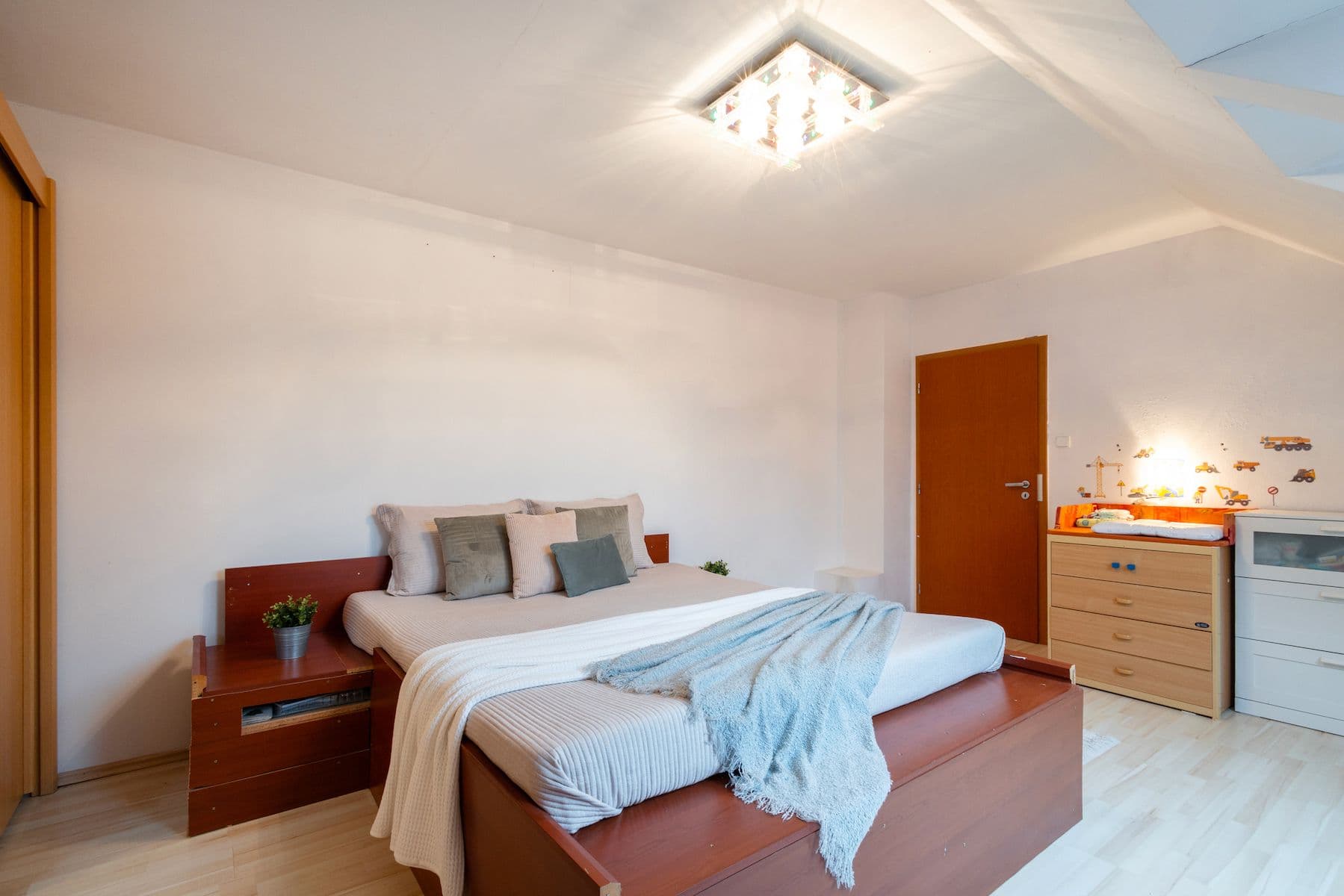 Predaj domu 194 m², pozemek 501 m², Kojetická, Čakovičky, Středočeský kraj Predaj domu 194 m², pozemek 501 m², Kojetická, Čakovičky, Středočeský kraj