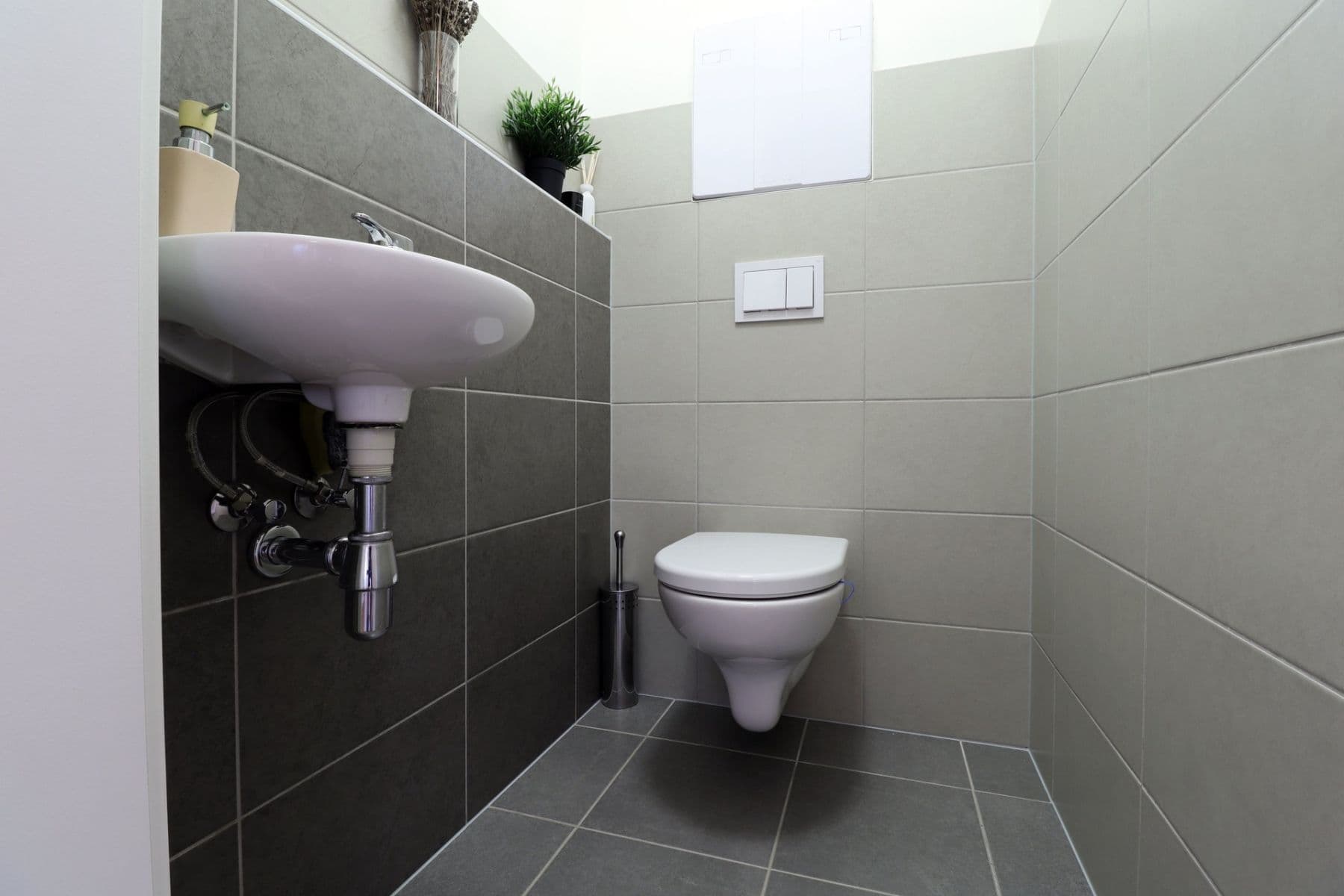 Prenájom bytu 3-izbový 70 m², Olgy Havlové, Praha, Praha Prenájom bytu 3-izbový 70 m², Olgy Havlové, Praha, Praha