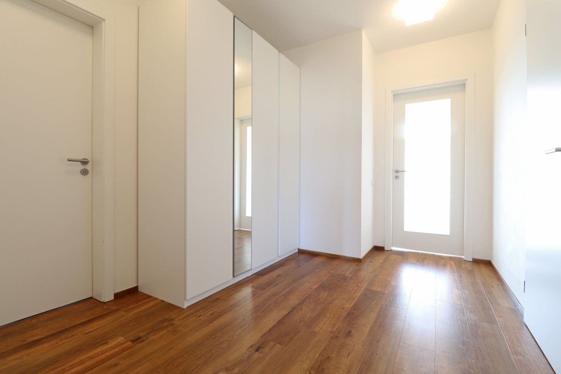 Prenájom bytu 3-izbový 70 m², Olgy Havlové, Praha, Praha Prenájom bytu 3-izbový 70 m², Olgy Havlové, Praha, Praha