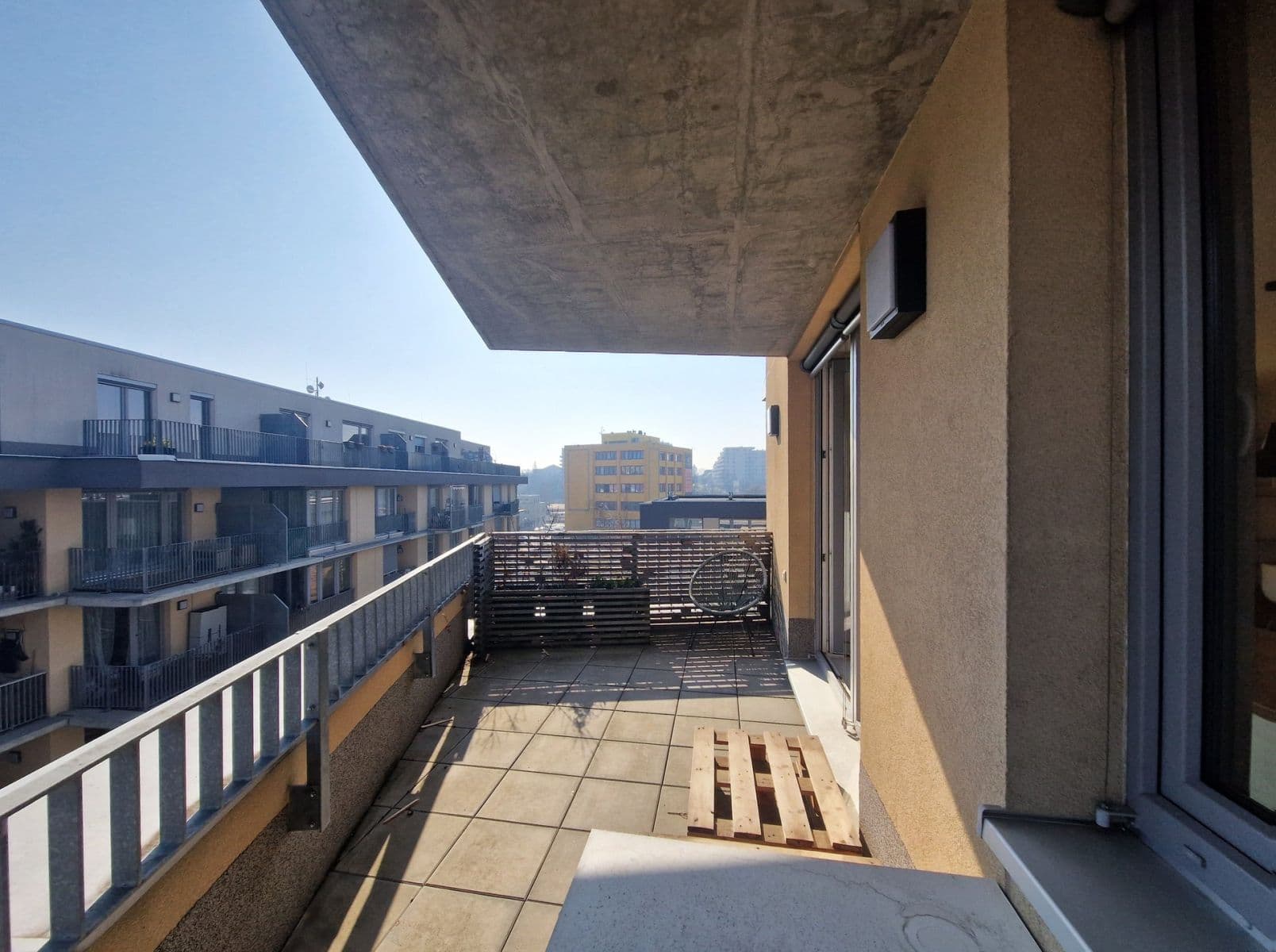 Prenájom bytu 3-izbový 70 m², Olgy Havlové, Praha, Praha Prenájom bytu 3-izbový 70 m², Olgy Havlové, Praha, Praha