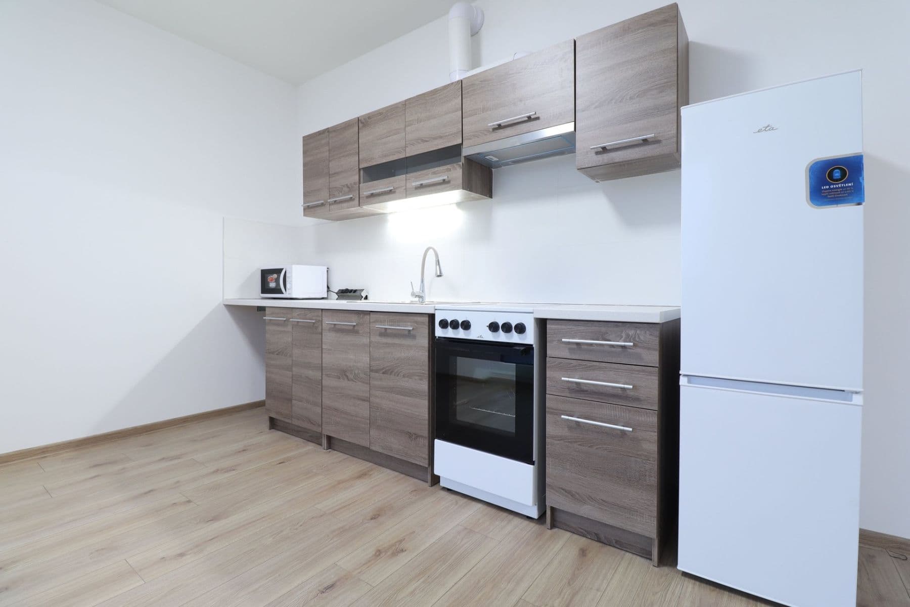 Prenájom bytu 1-izbový 37 m², Stočesova, Praha, Praha Prenájom bytu 1-izbový 37 m², Stočesova, Praha, Praha