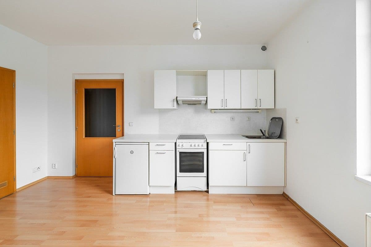 Prenájom bytu 1-izbový 39 m², Pod Klamovkou, Praha, Praha Prenájom bytu 1-izbový 39 m², Pod Klamovkou, Praha, Praha