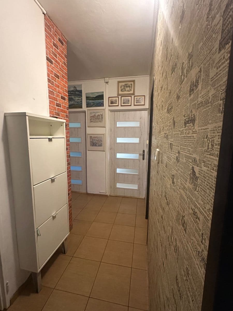 Predaj bytu 3-izbový 91 m², Fráni Šrámka, Teplice, Ústecký kraj Predaj bytu 3-izbový 91 m², Fráni Šrámka, Teplice, Ústecký kraj