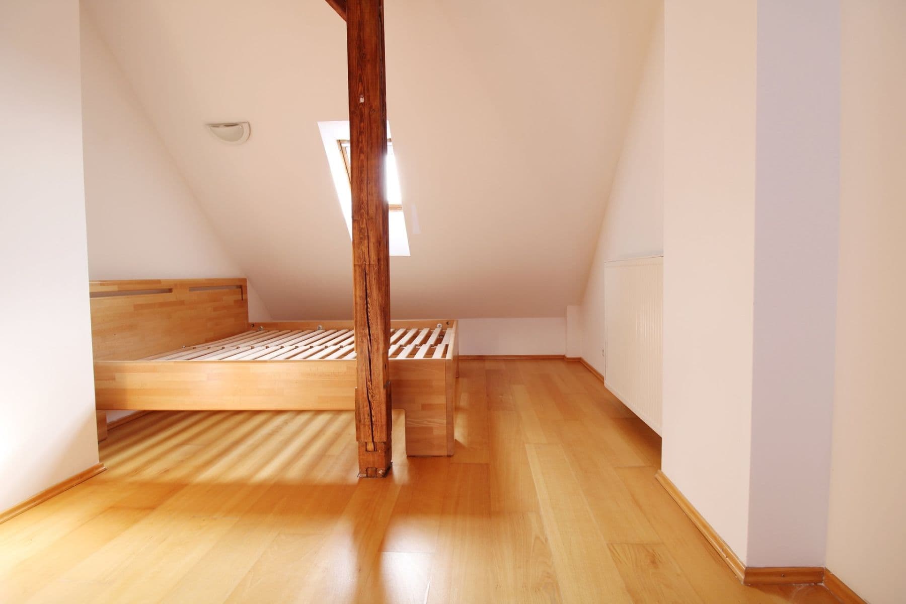Prenájom bytu 170 m², Vinohradská, Praha, Praha Prenájom bytu 170 m², Vinohradská, Praha, Praha