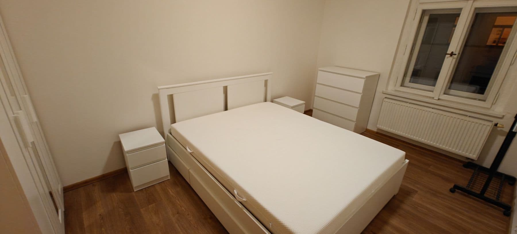 Prenájom bytu 2-izbový 50 m², Seifertova, Praha, Praha Prenájom bytu 2-izbový 50 m², Seifertova, Praha, Praha