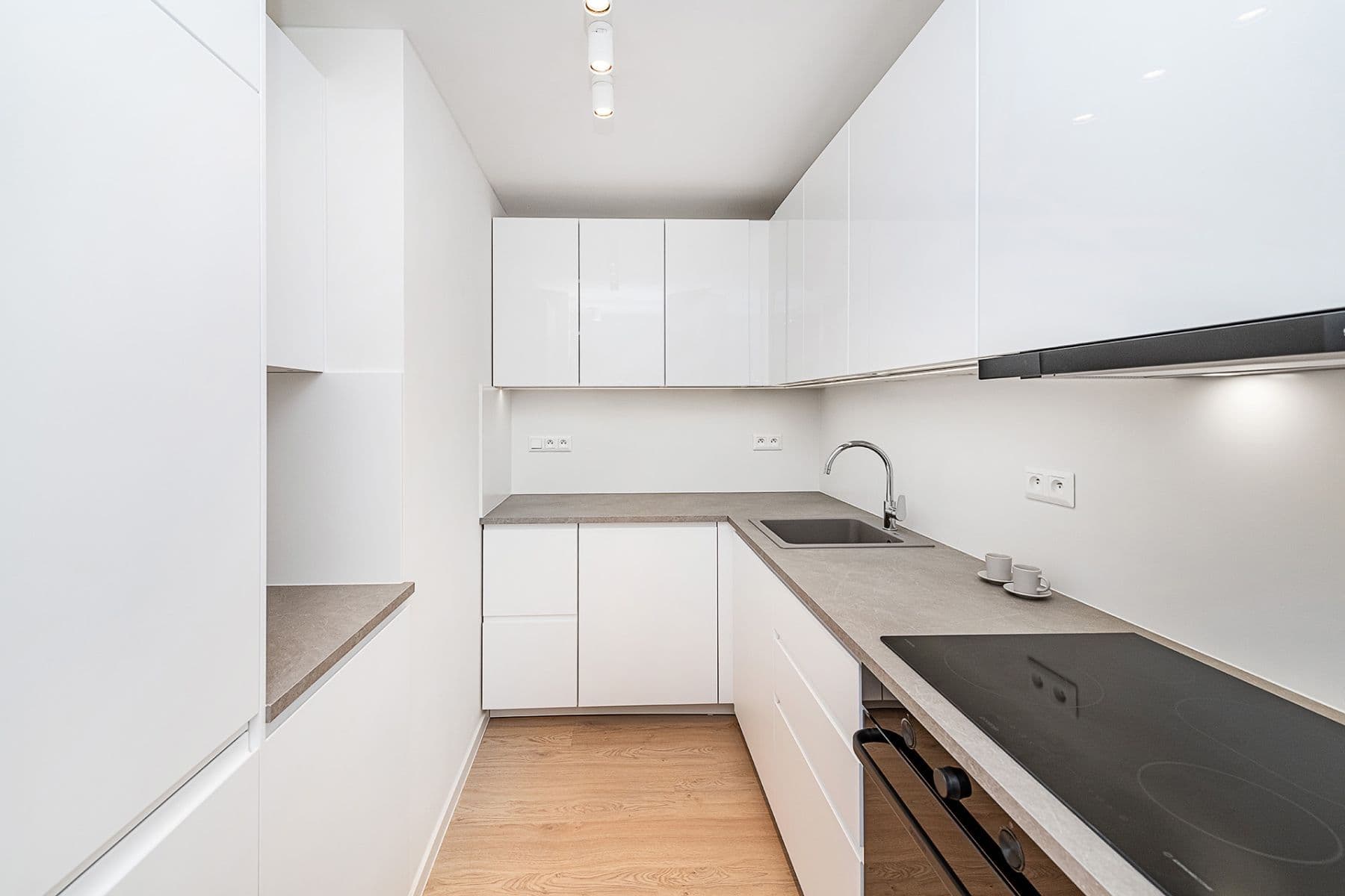 Predaj bytu 4-izbový 94 m², V Dolině, Praha, Praha Predaj bytu 4-izbový 94 m², V Dolině, Praha, Praha