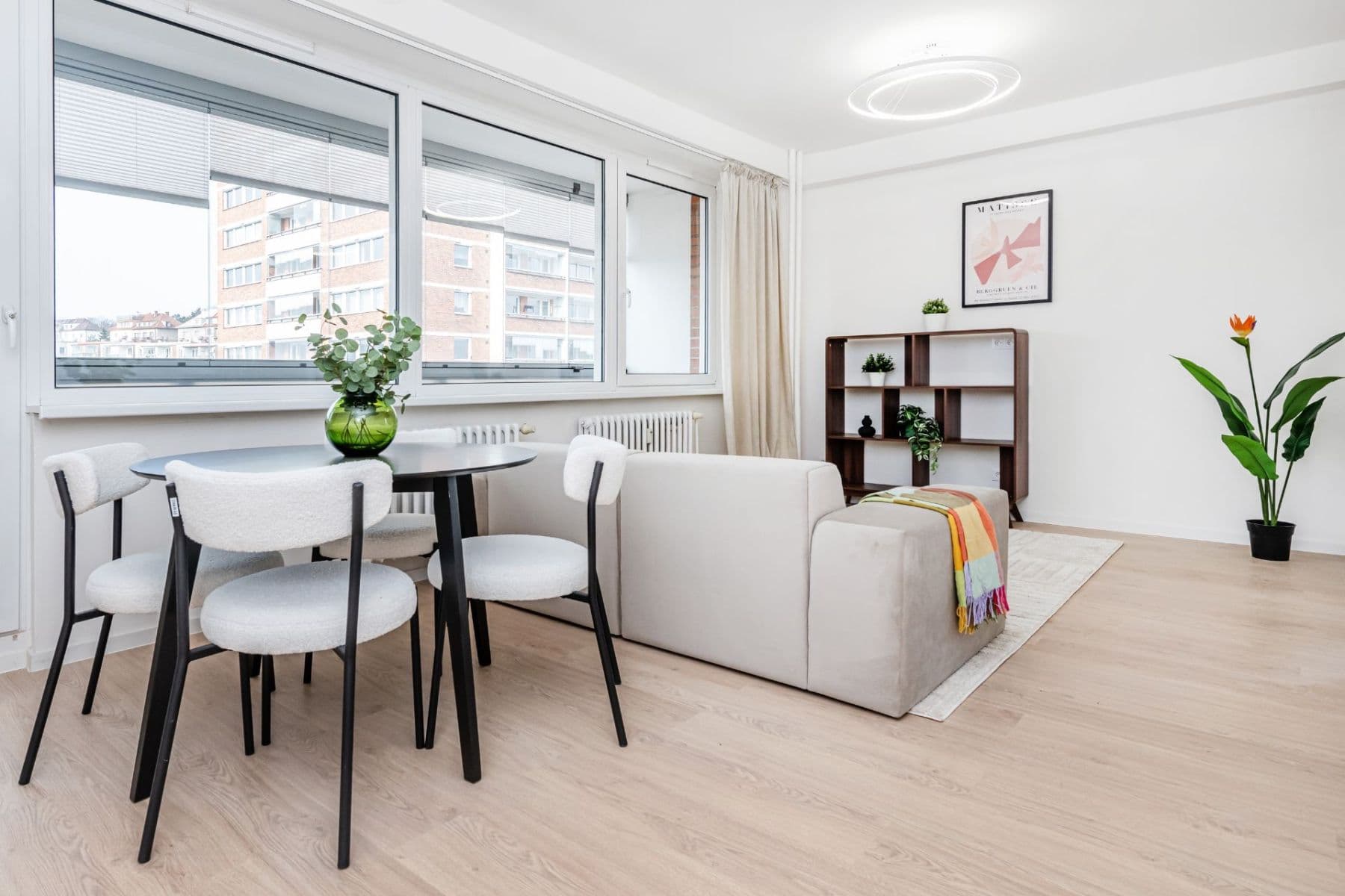 Predaj bytu 4-izbový 94 m², V Dolině, Praha, Praha Predaj bytu 4-izbový 94 m², V Dolině, Praha, Praha