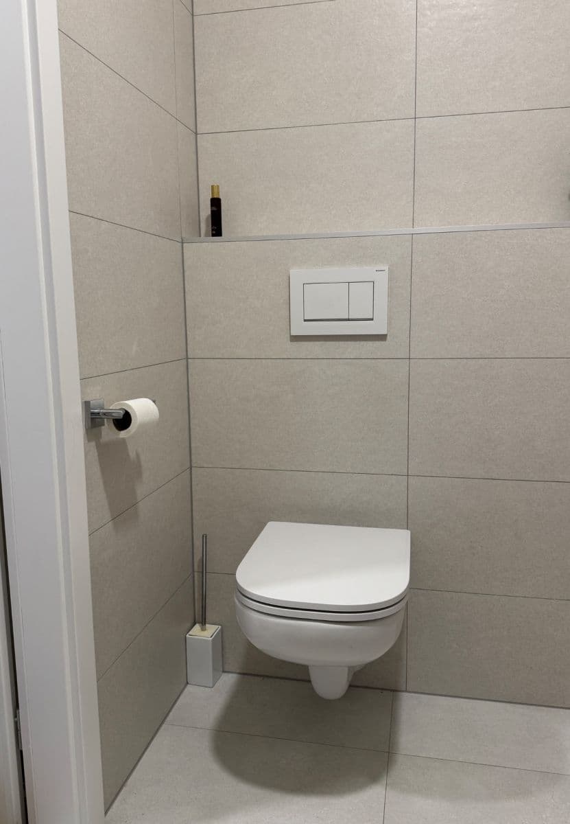 Prenájom bytu 1-izbový 32 m², Rakovského, Praha, Praha Prenájom bytu 1-izbový 32 m², Rakovského, Praha, Praha