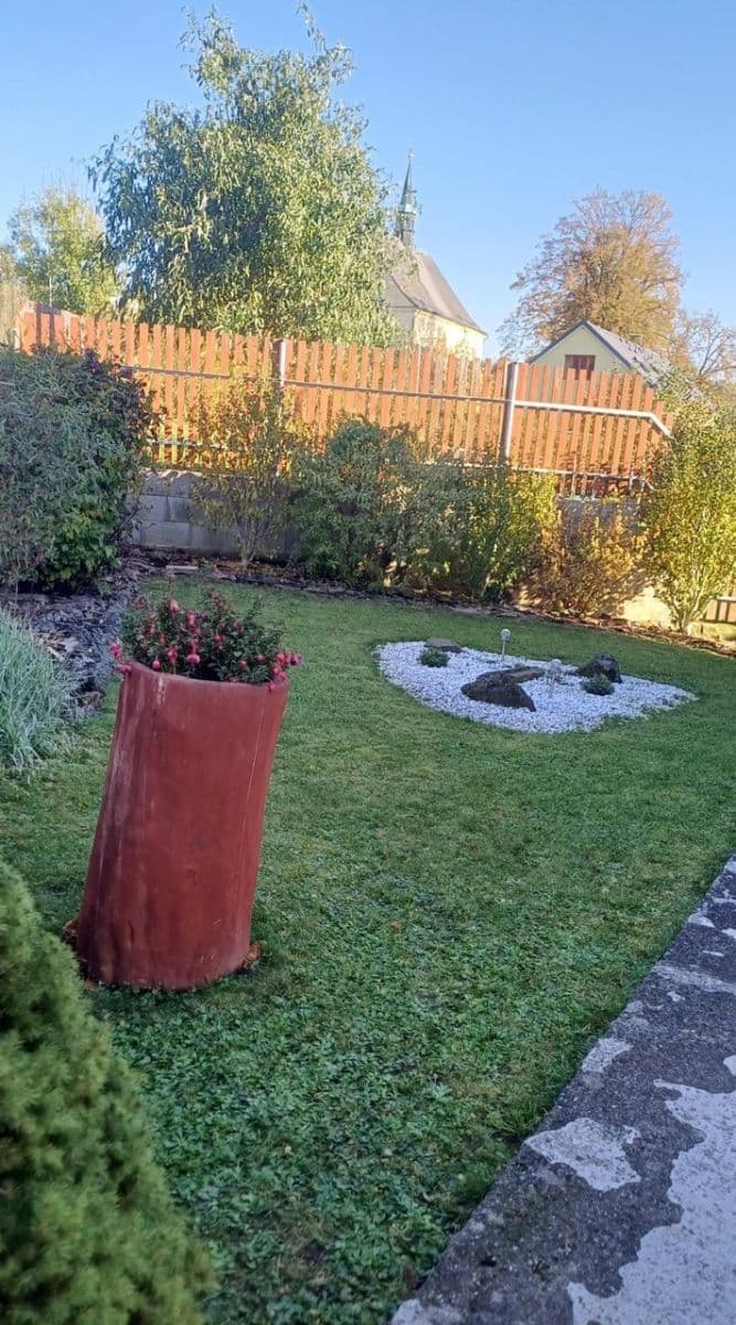 Predaj domu 373 m², pozemek 646 m², Vratislava Šantrocha, Rovensko pod Troskami, Liberecký kraj Predaj domu 373 m², pozemek 646 m², Vratislava Šantrocha, Rovensko pod Troskami, Liberecký kraj