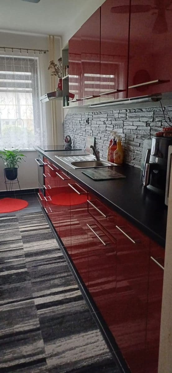 Predaj domu 373 m², pozemek 646 m², Vratislava Šantrocha, Rovensko pod Troskami, Liberecký kraj Predaj domu 373 m², pozemek 646 m², Vratislava Šantrocha, Rovensko pod Troskami, Liberecký kraj