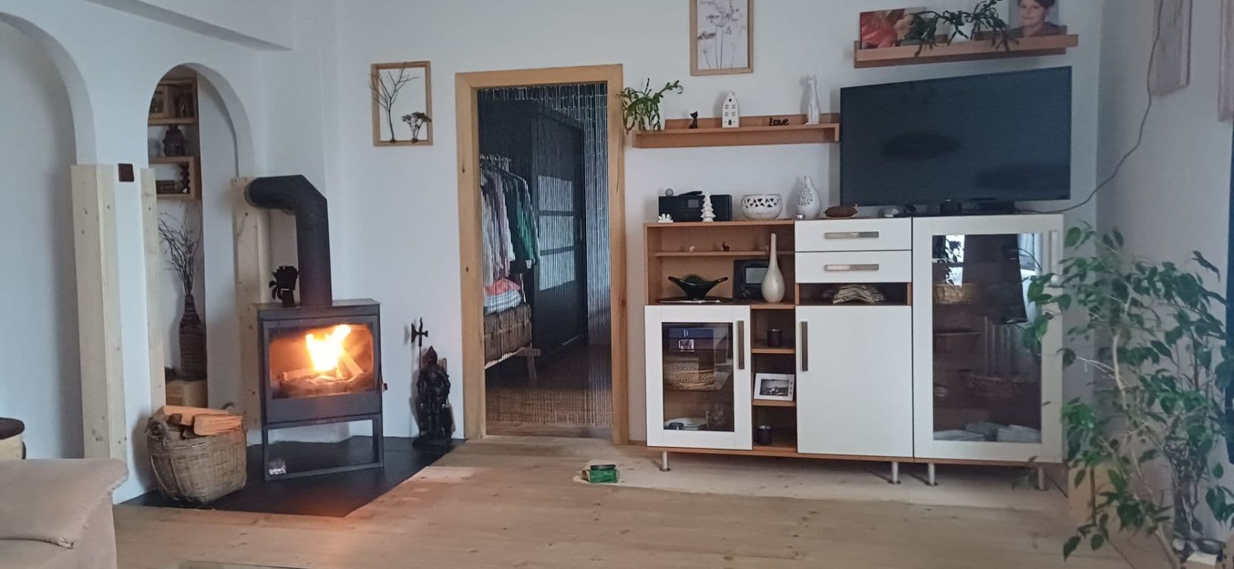 Predaj domu 373 m², pozemek 646 m², Vratislava Šantrocha, Rovensko pod Troskami, Liberecký kraj Predaj domu 373 m², pozemek 646 m², Vratislava Šantrocha, Rovensko pod Troskami, Liberecký kraj