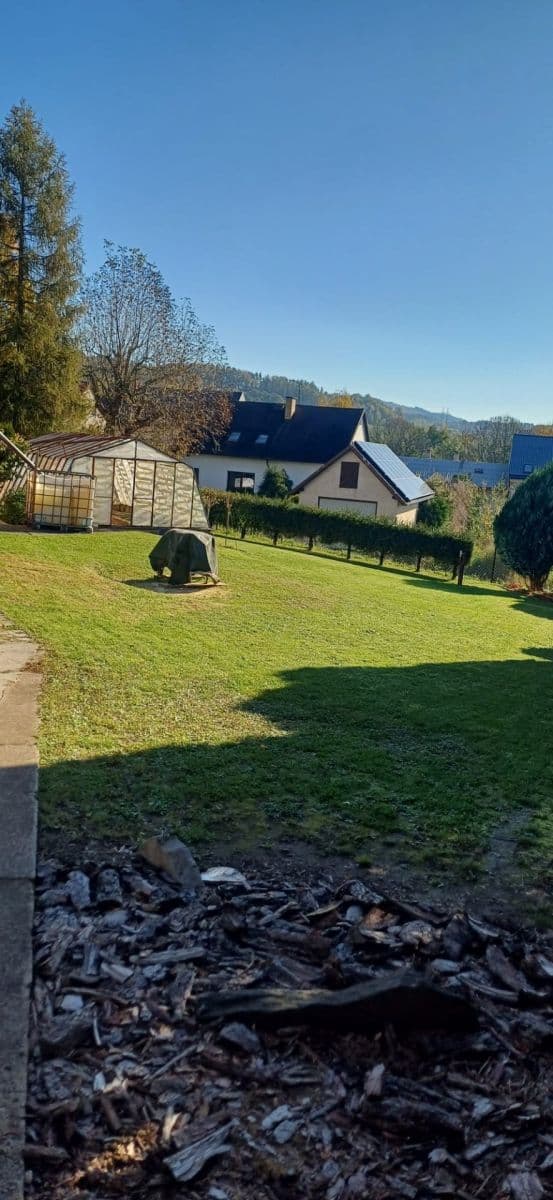 Predaj domu 373 m², pozemek 646 m², Vratislava Šantrocha, Rovensko pod Troskami, Liberecký kraj Predaj domu 373 m², pozemek 646 m², Vratislava Šantrocha, Rovensko pod Troskami, Liberecký kraj