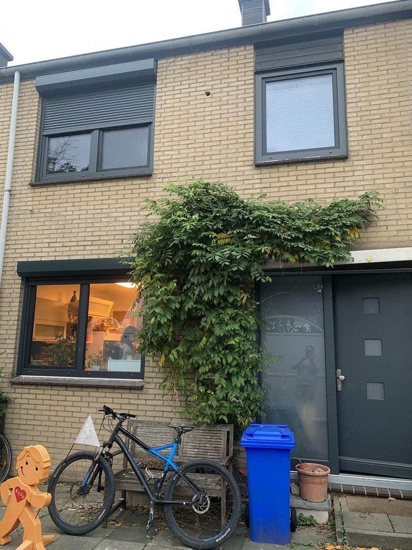 Predaj domu 118 m², pozemek 177 m², Pulheim, Severné Porýnie - Westfálsko Predaj domu 118 m², pozemek 177 m², Pulheim, Severné Porýnie - Westfálsko