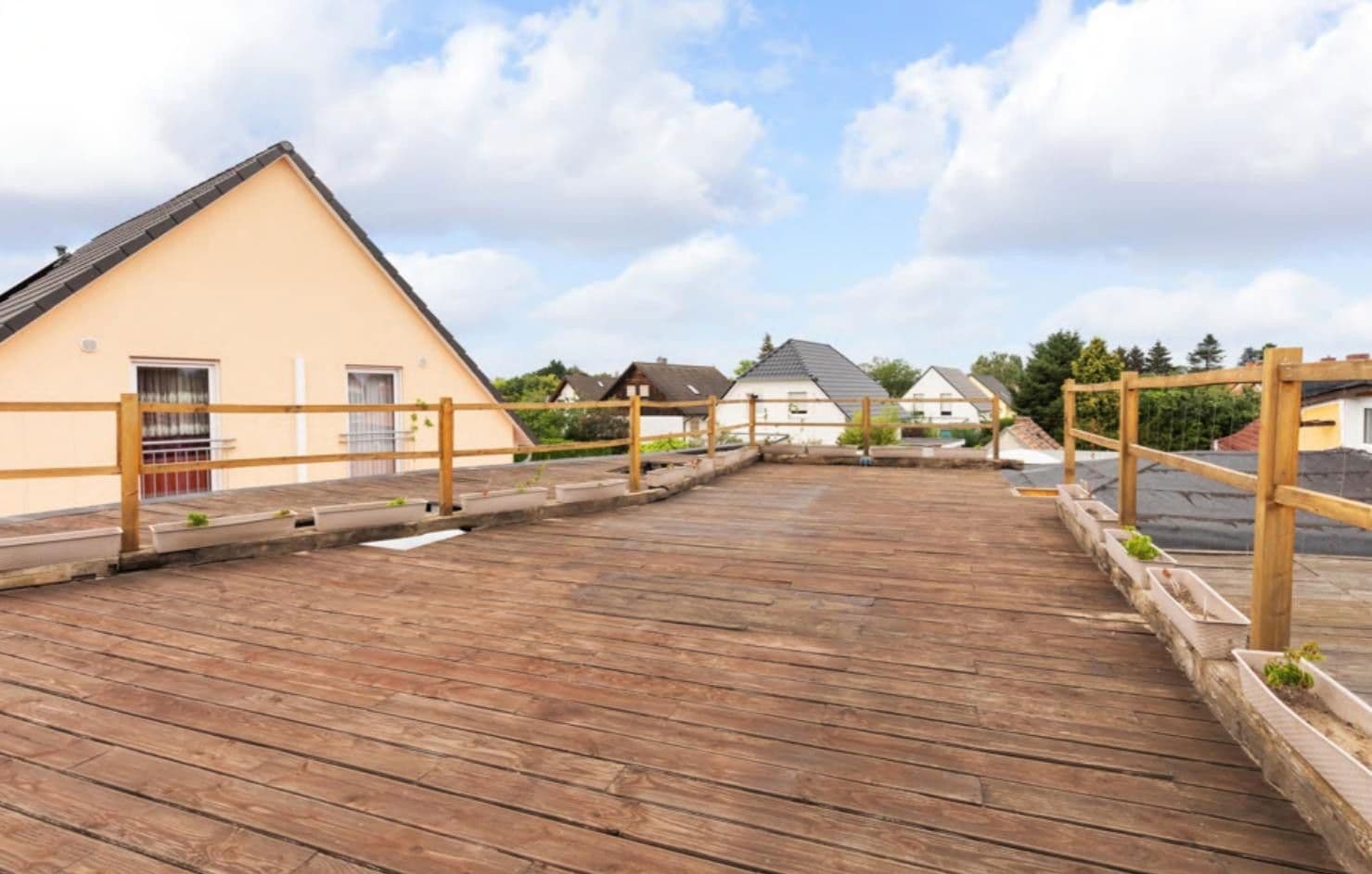 Prenájom domu 176 m², pozemek 793 m², Berlin, Berlín Prenájom domu 176 m², pozemek 793 m², Berlin, Berlín