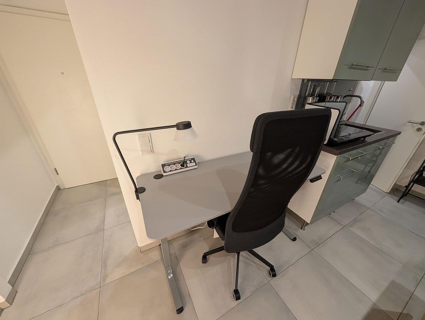 Prenájom bytu 1-izbový 23 m², Düsseldorf, Severné Porýnie - Westfálsko Prenájom bytu 1-izbový 23 m², Düsseldorf, Severné Porýnie - Westfálsko