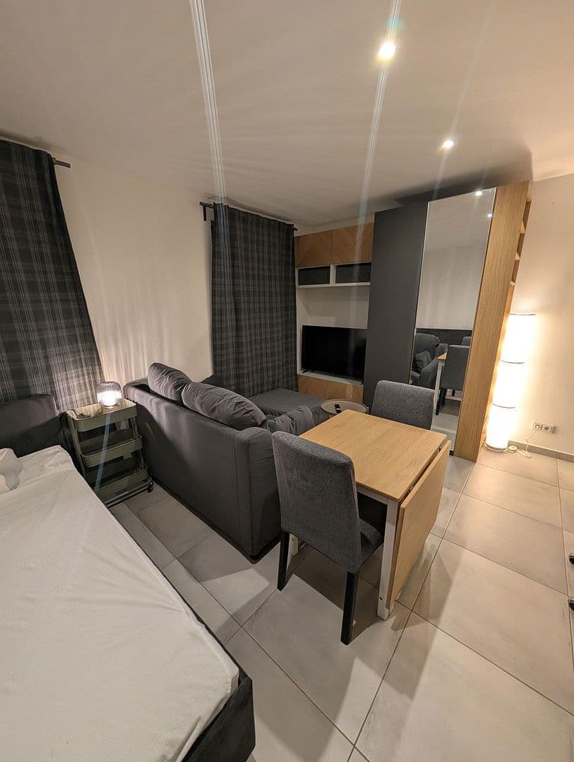 Prenájom bytu 1-izbový 23 m², Düsseldorf, Severné Porýnie - Westfálsko Prenájom bytu 1-izbový 23 m², Düsseldorf, Severné Porýnie - Westfálsko