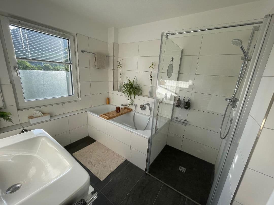 Predaj domu 117 m², pozemek 341 m², Ziegelhüttestr. 18/2, Reutlingen, Bádensko-Wurttembersko Predaj domu 117 m², pozemek 341 m², Ziegelhüttestr. 18/2, Reutlingen, Bádensko-Wurttembersko