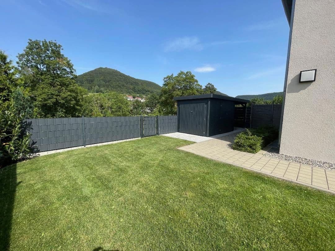 Predaj domu 117 m², pozemek 341 m², Ziegelhüttestr. 18/2, Reutlingen, Bádensko-Wurttembersko Predaj domu 117 m², pozemek 341 m², Ziegelhüttestr. 18/2, Reutlingen, Bádensko-Wurttembersko