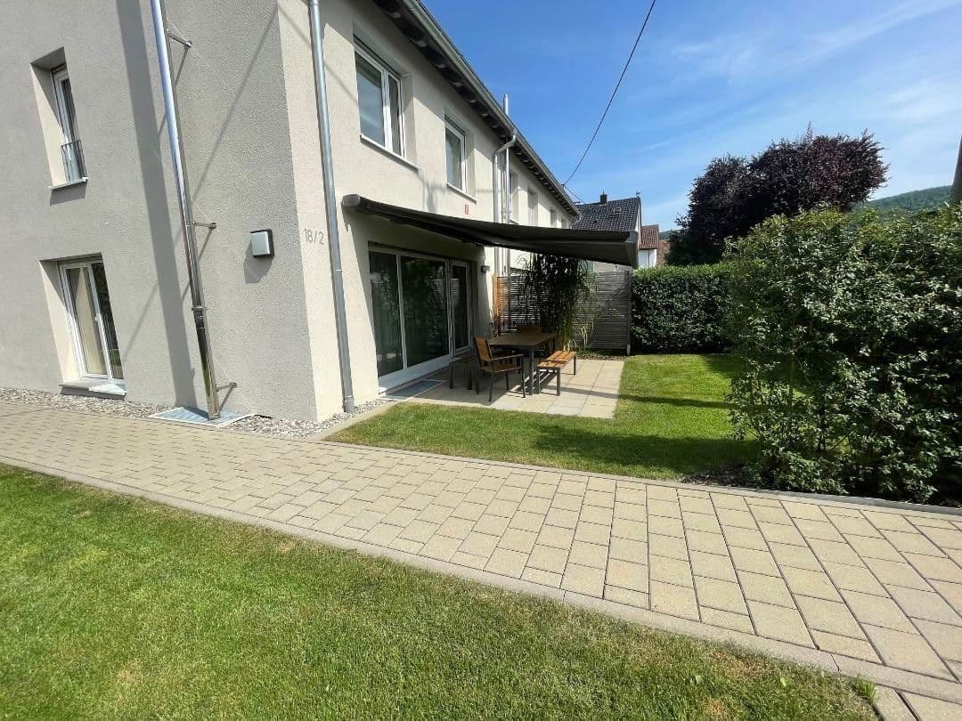 Predaj domu 117 m², pozemek 341 m², Ziegelhüttestr. 18/2, Reutlingen, Bádensko-Wurttembersko Predaj domu 117 m², pozemek 341 m², Ziegelhüttestr. 18/2, Reutlingen, Bádensko-Wurttembersko