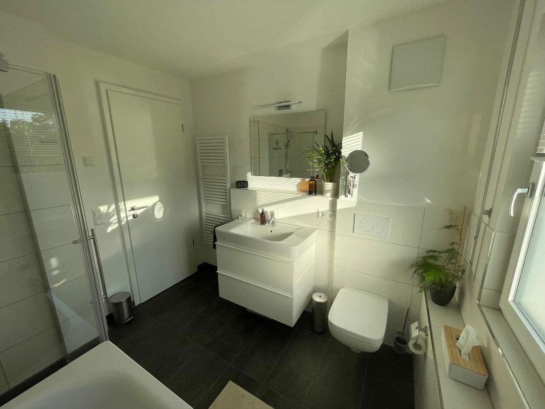 Predaj domu 117 m², pozemek 341 m², Ziegelhüttestr. 18/2, Reutlingen, Bádensko-Wurttembersko Predaj domu 117 m², pozemek 341 m², Ziegelhüttestr. 18/2, Reutlingen, Bádensko-Wurttembersko