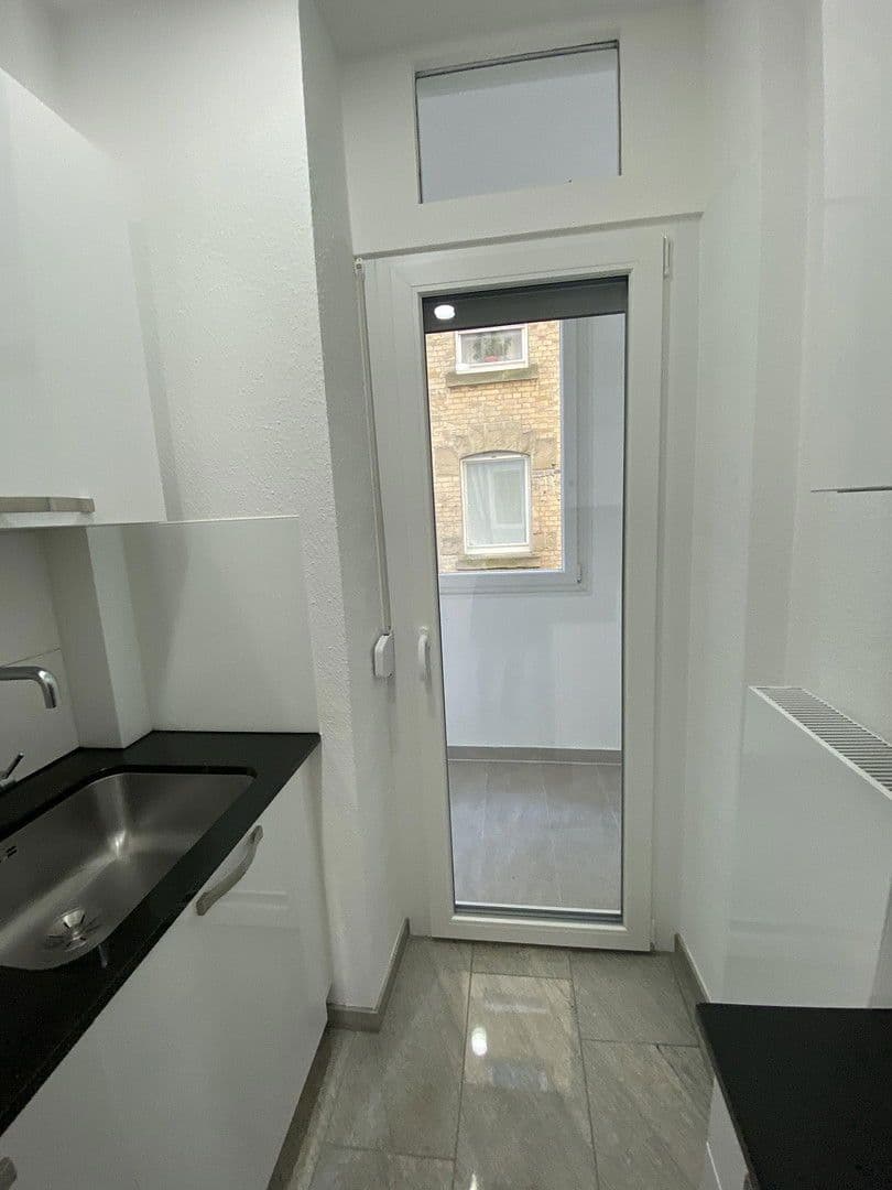 Prenájom bytu 3-izbový 64 m², Böcklerstr. 15, Stuttgart, Bádensko-Wurttembersko Prenájom bytu 3-izbový 64 m², Böcklerstr. 15, Stuttgart, Bádensko-Wurttembersko