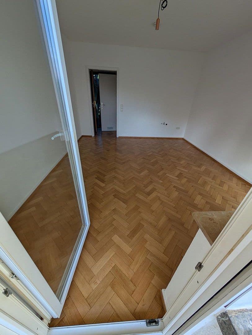 Prenájom bytu 1-izbový 23 m², Winterhalterstraße 7-9, Baden-Baden, Bádensko-Wurttembersko Prenájom bytu 1-izbový 23 m², Winterhalterstraße 7-9, Baden-Baden, Bádensko-Wurttembersko