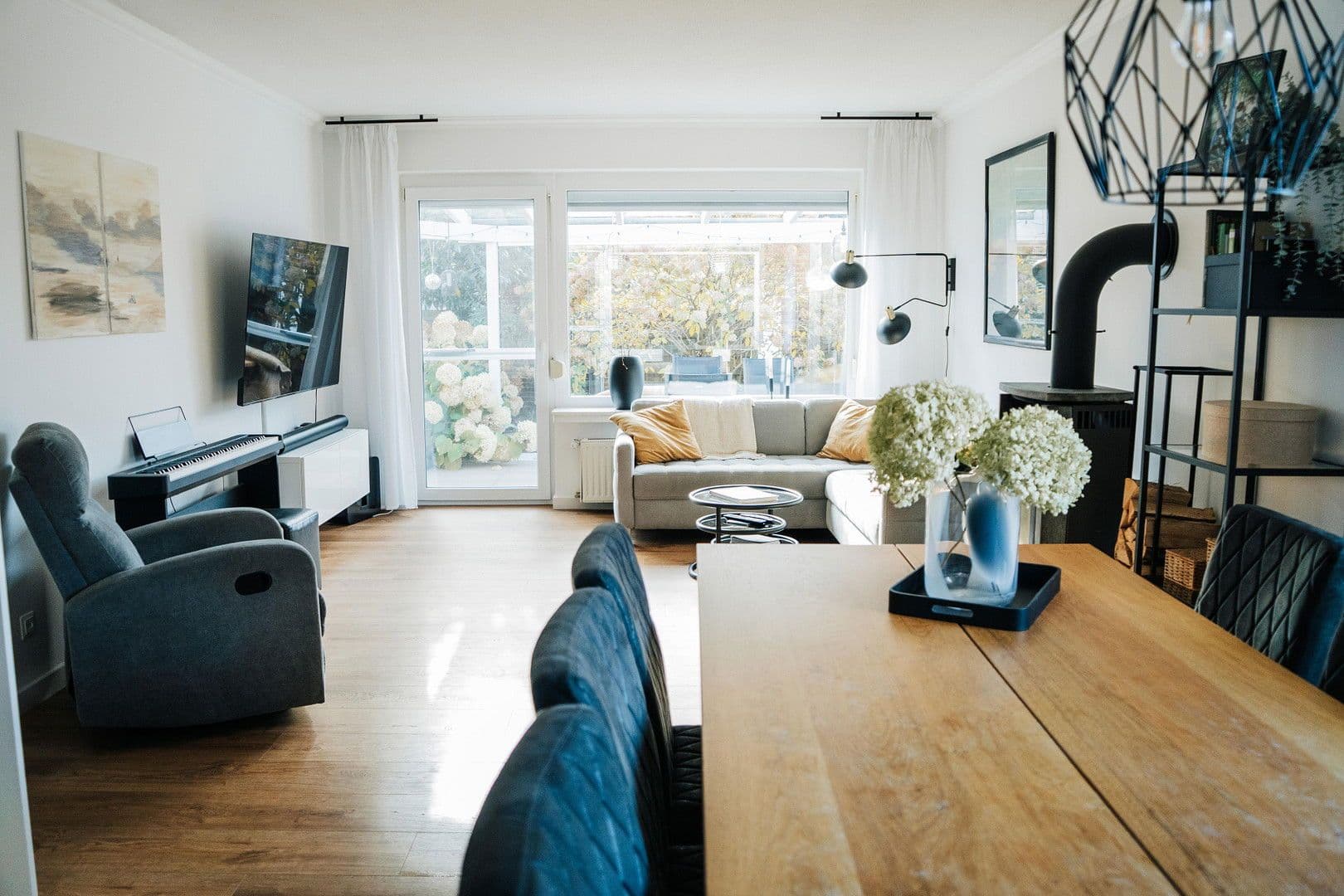 Predaj domu 117 m², pozemek 587 m², Achim, Dolné Sasko Predaj domu 117 m², pozemek 587 m², Achim, Dolné Sasko