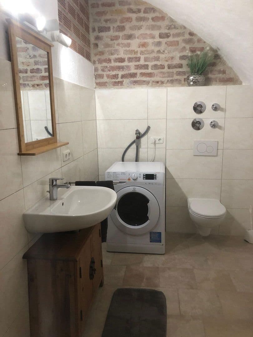 Prenájom bytu 1-izbový 65 m², Haag an der Amper, Bavorsko Prenájom bytu 1-izbový 65 m², Haag an der Amper, Bavorsko