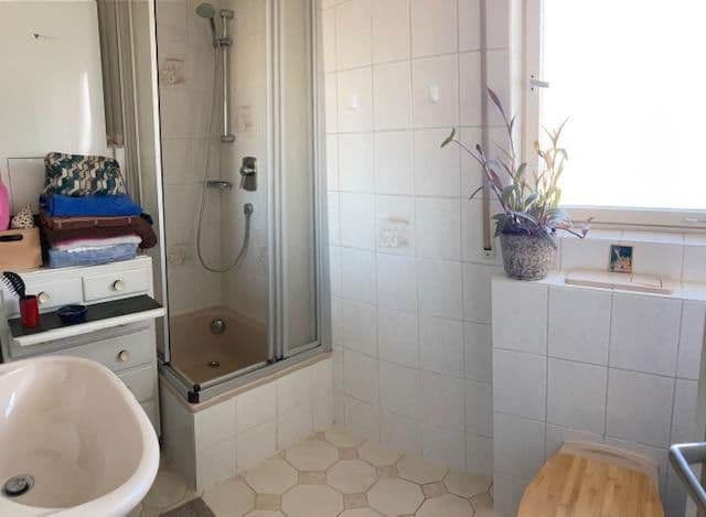 Prenájom bytu 3-izbový 73 m², Stuttgart, Bádensko-Wurttembersko Prenájom bytu 3-izbový 73 m², Stuttgart, Bádensko-Wurttembersko