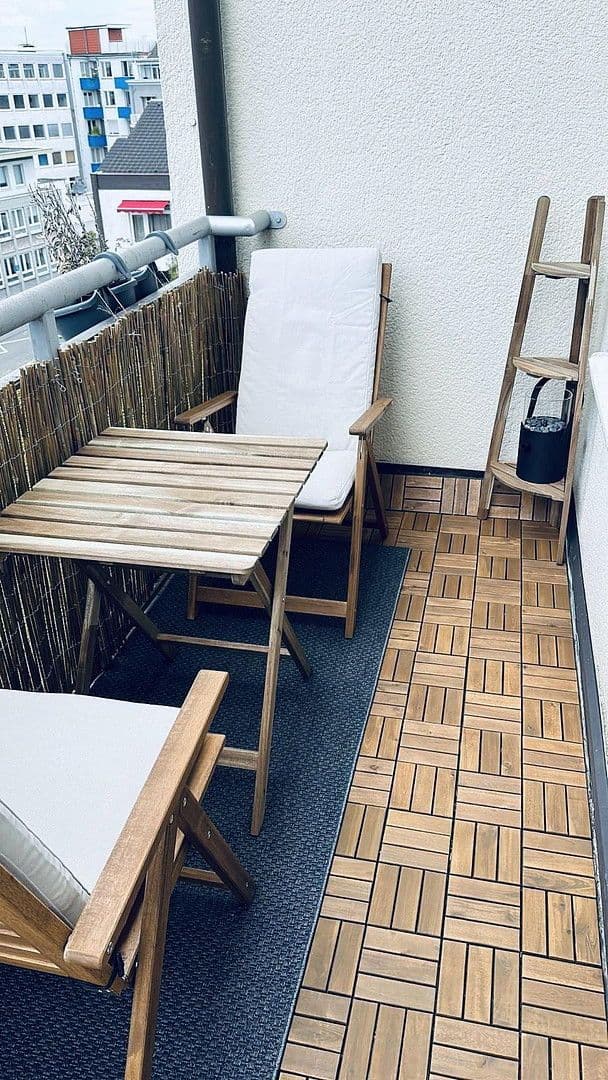 Prenájom bytu 3-izbový 86 m², Viktoriastr. 32, Dortmund, Severné Porýnie - Westfálsko Prenájom bytu 3-izbový 86 m², Viktoriastr. 32, Dortmund, Severné Porýnie - Westfálsko