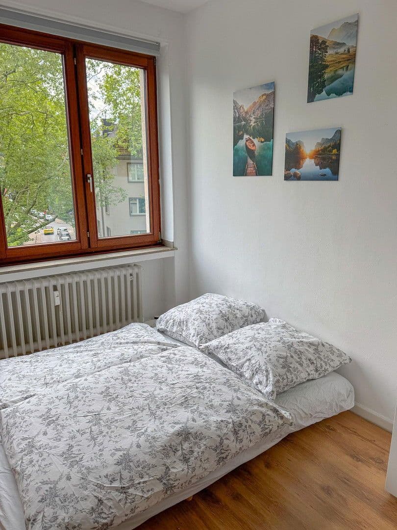 Prenájom bytu 3-izbový 86 m², Viktoriastr. 32, Dortmund, Severné Porýnie - Westfálsko Prenájom bytu 3-izbový 86 m², Viktoriastr. 32, Dortmund, Severné Porýnie - Westfálsko