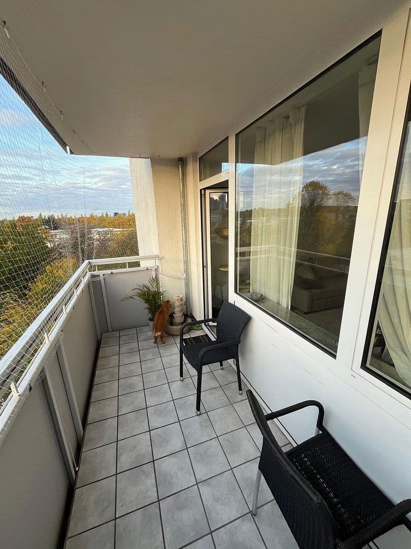 Prenájom bytu 3-izbový 83 m², Frankfurt am Main, Hesensko Prenájom bytu 3-izbový 83 m², Frankfurt am Main, Hesensko