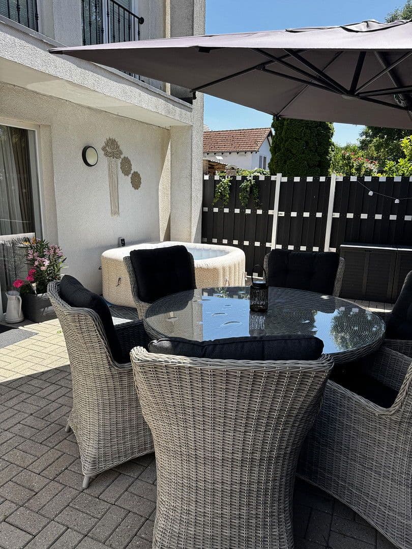 Predaj bytu 3-izbový 97 m², St.Clemens-Str 12, Erftstadt, Severné Porýnie - Westfálsko Predaj bytu 3-izbový 97 m², St.Clemens-Str 12, Erftstadt, Severné Porýnie - Westfálsko