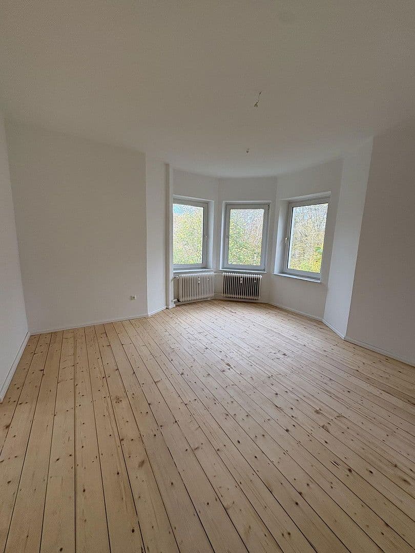 Prenájom bytu 3-izbový 91 m², Freiherr vom Stein Straße 28, Betzdorf, Porýnie-Falcko Prenájom bytu 3-izbový 91 m², Freiherr vom Stein Straße 28, Betzdorf, Porýnie-Falcko