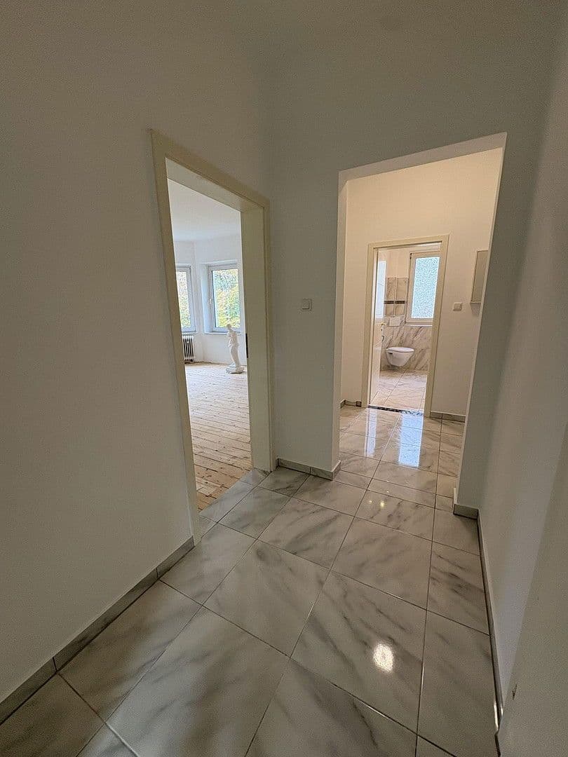 Prenájom bytu 3-izbový 91 m², Freiherr vom Stein Straße 28, Betzdorf, Porýnie-Falcko Prenájom bytu 3-izbový 91 m², Freiherr vom Stein Straße 28, Betzdorf, Porýnie-Falcko