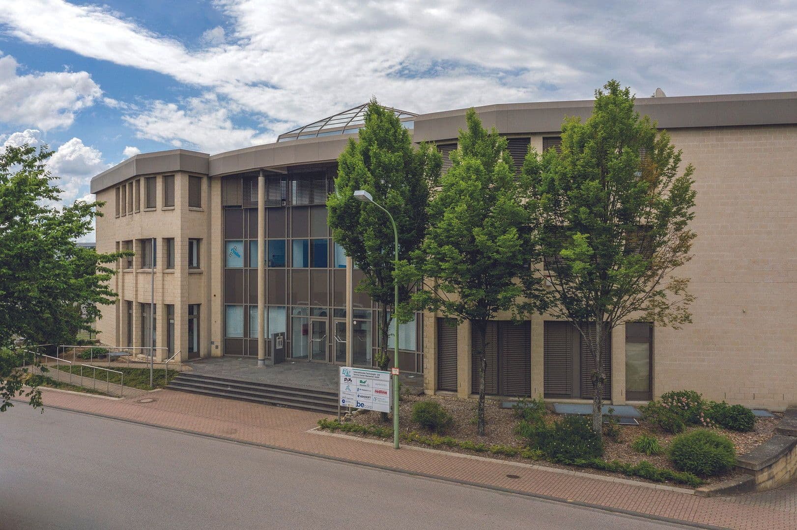 Prenájom kancelárie 307 m², Arnold-Sommerfeld-Ring 2, Baesweiler, Severné Porýnie - Westfálsko Prenájom kancelárie 307 m², Arnold-Sommerfeld-Ring 2, Baesweiler, Severné Porýnie - Westfálsko