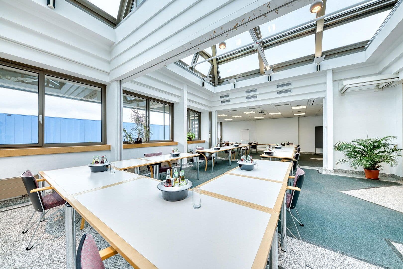 Prenájom kancelárie 307 m², Arnold-Sommerfeld-Ring 2, Baesweiler, Severné Porýnie - Westfálsko Prenájom kancelárie 307 m², Arnold-Sommerfeld-Ring 2, Baesweiler, Severné Porýnie - Westfálsko