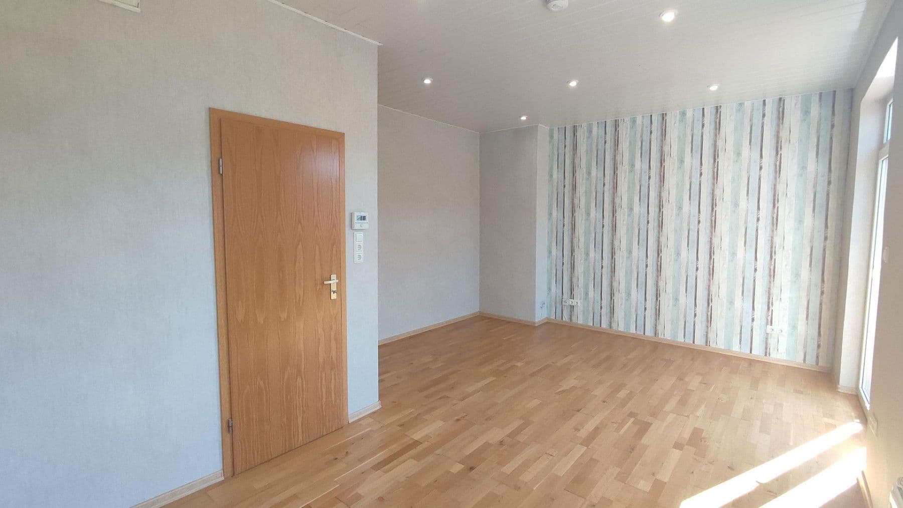 Predaj domu 89 m², pozemek 240 m², Schnedermannstraße 69, Emden, Dolné Sasko Predaj domu 89 m², pozemek 240 m², Schnedermannstraße 69, Emden, Dolné Sasko