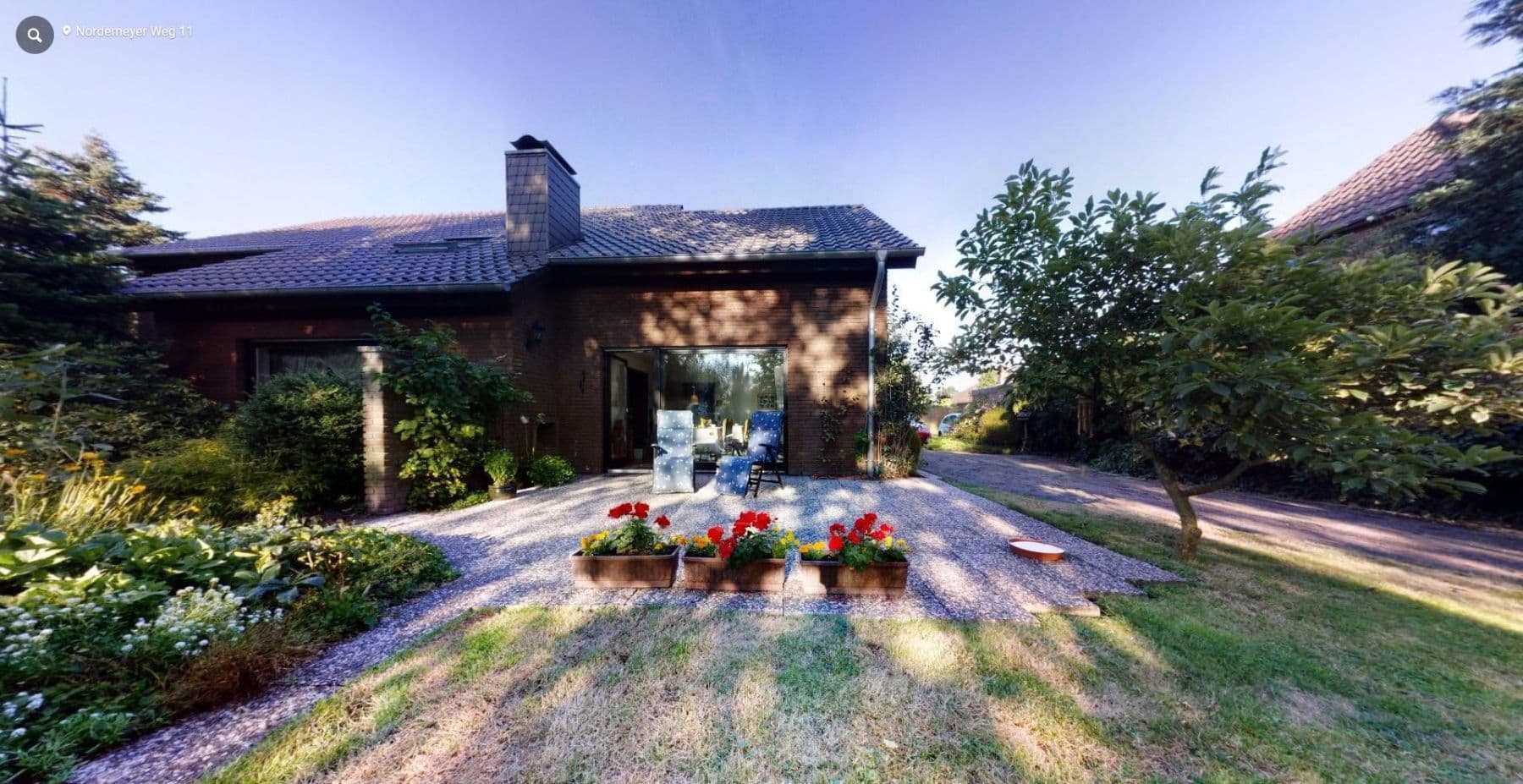 Predaj domu 280 m², pozemek 1.142 m², Norderneyer Weg 11, Leer (Ostfriesland), Dolné Sasko Predaj domu 280 m², pozemek 1.142 m², Norderneyer Weg 11, Leer (Ostfriesland), Dolné Sasko