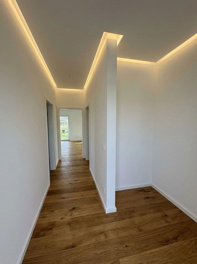 Predaj domu 908 m², pozemek 1.372 m², Lauingen (Donau), Bavorsko Predaj domu 908 m², pozemek 1.372 m², Lauingen (Donau), Bavorsko