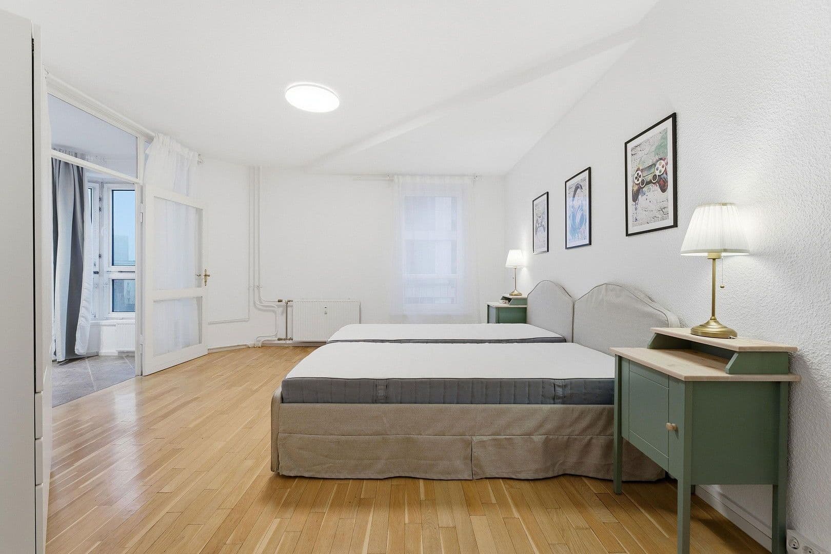 Prenájom bytu 3-izbový 87 m², Berlin, Berlín Prenájom bytu 3-izbový 87 m², Berlin, Berlín