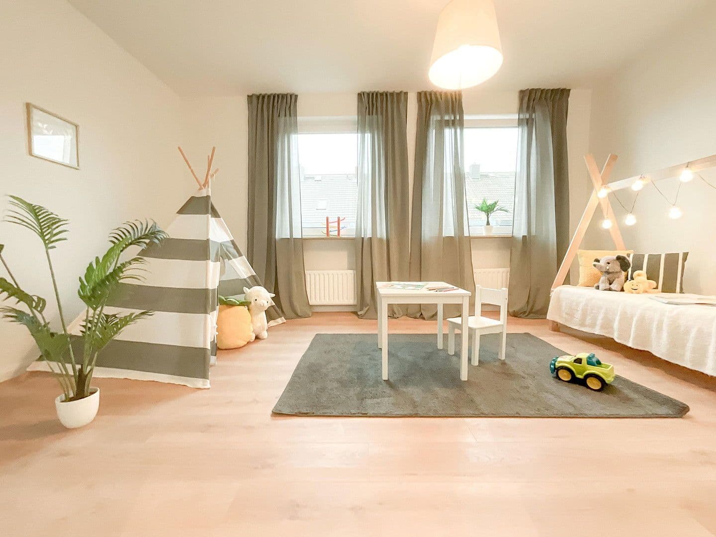 Predaj domu 128 m², pozemek 195 m², Rellingen, Šlezvicko-Holštajnsko Predaj domu 128 m², pozemek 195 m², Rellingen, Šlezvicko-Holštajnsko