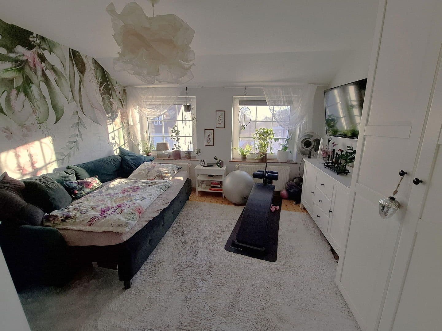 Prenájom bytu 4-izbový 148 m², Rinteln, Dolné Sasko Prenájom bytu 4-izbový 148 m², Rinteln, Dolné Sasko